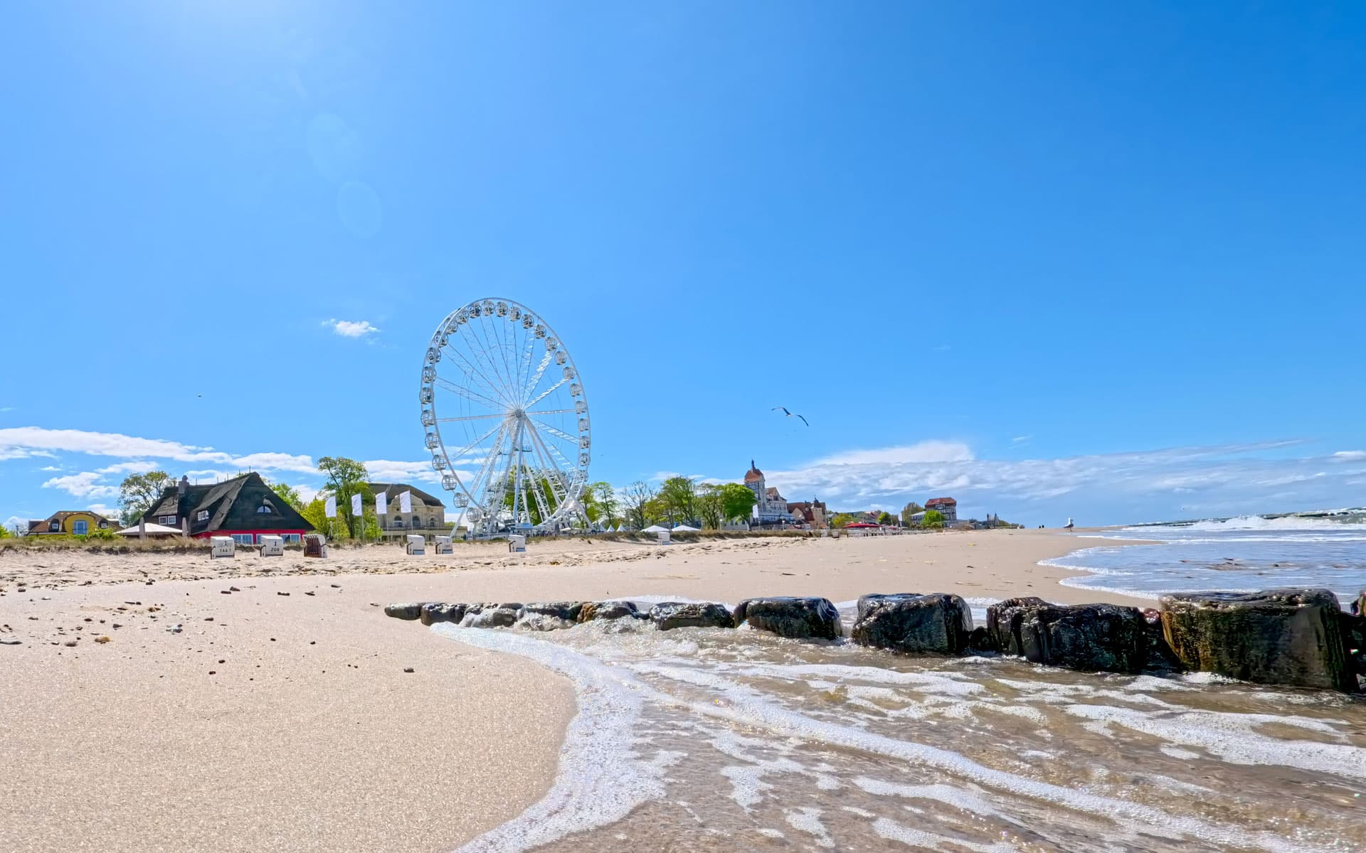Fahrt im Riesenrad La Baltica (Kühlungsborn)