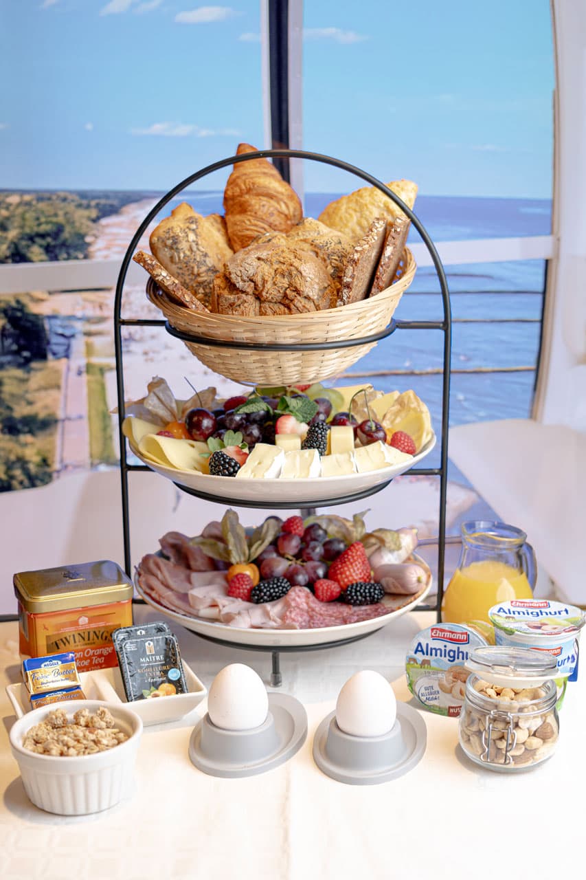 Frühstück im Riesenrad La Baltica (Kühlungsborn)